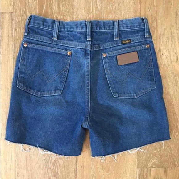 High Rise Wrangler Denim Shorts - Picture 3 of 5